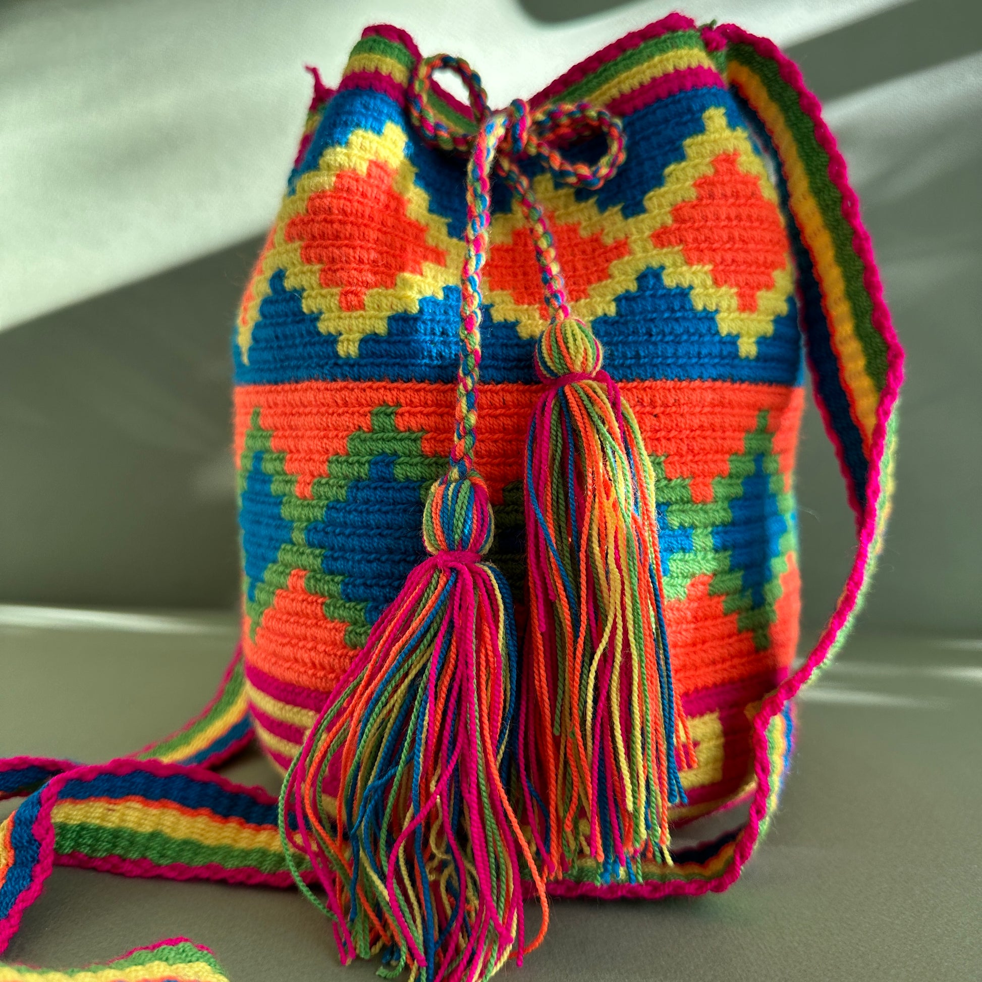 Wayuu Arauca Bag - Medium - Tierra Guajira