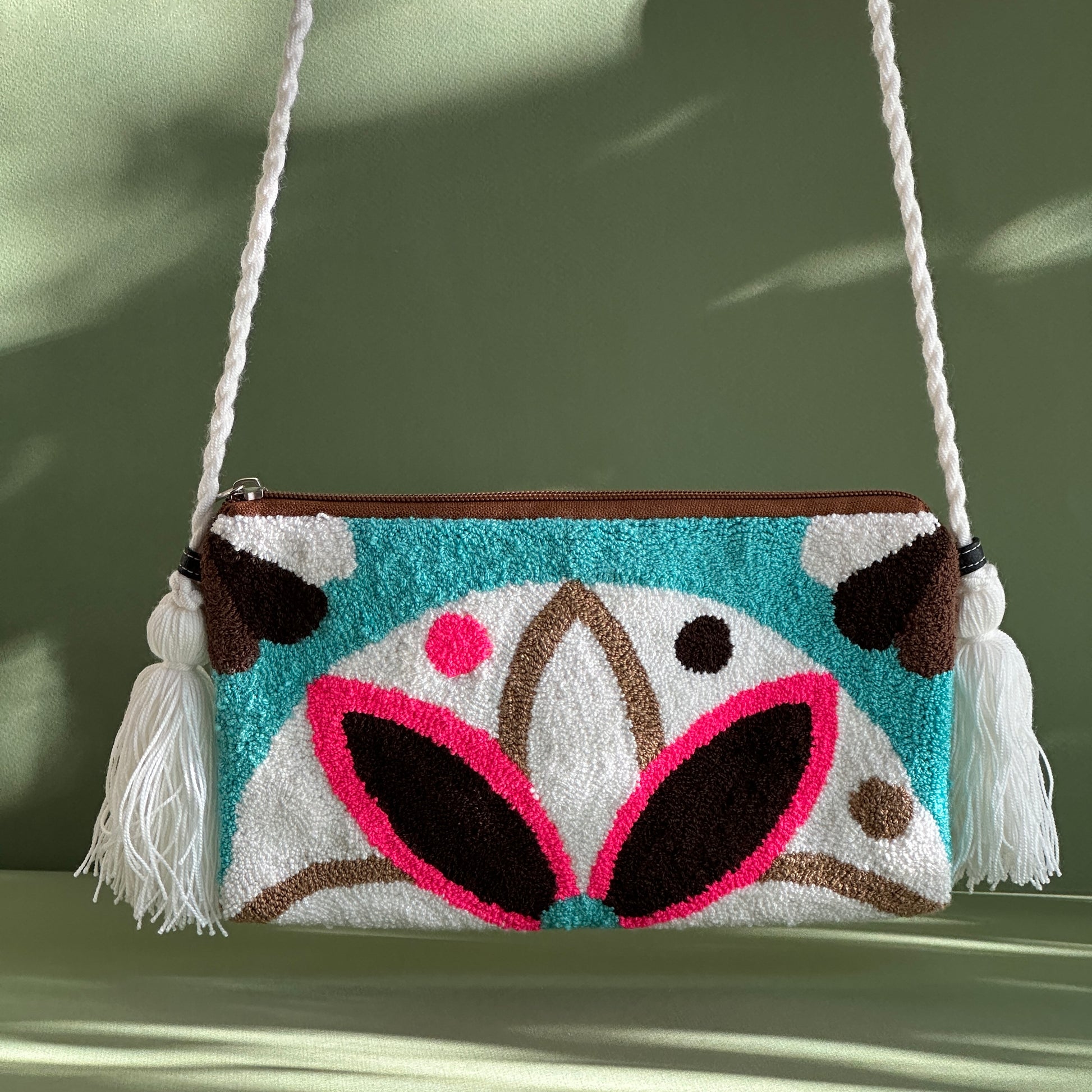 Wayuu Neiva Clutch with Handle - Tierra Guajira